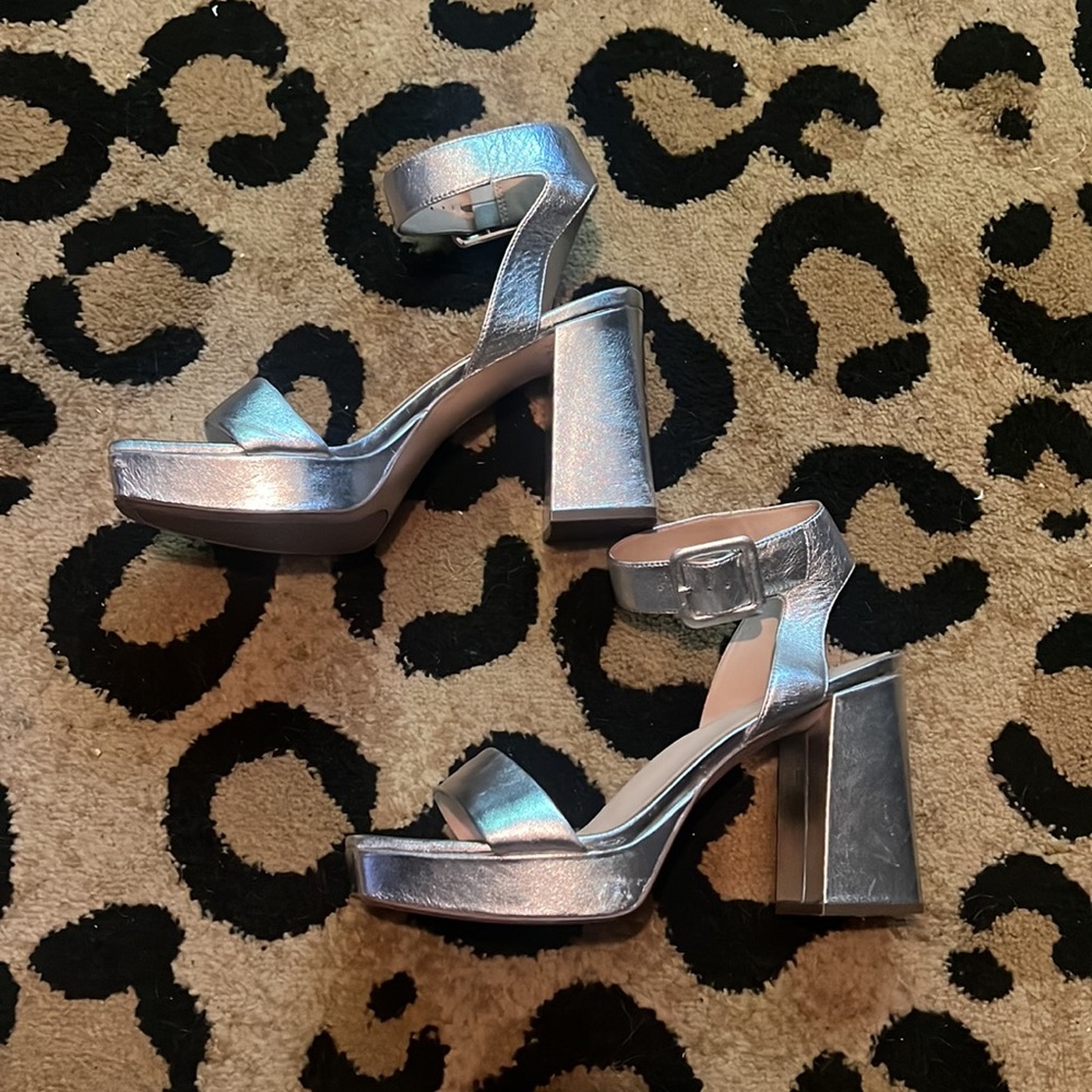 Naturalizer Jasselle Platform Sandal - Silver